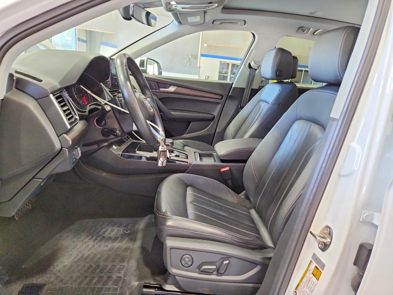 2021 AUDI Q5 quattro Premium