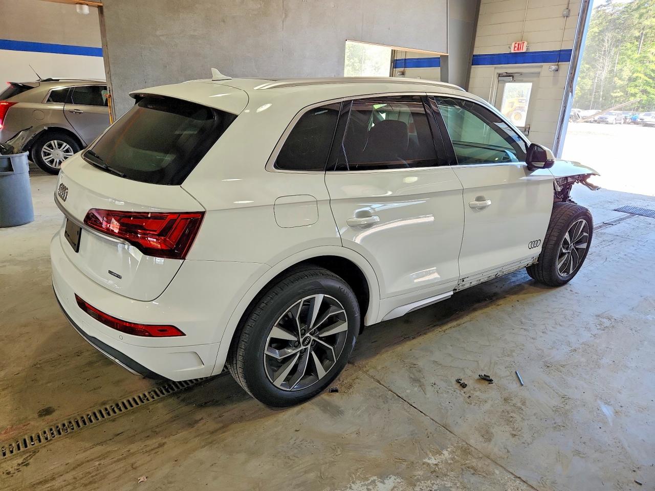 2021 AUDI Q5 quattro Premium