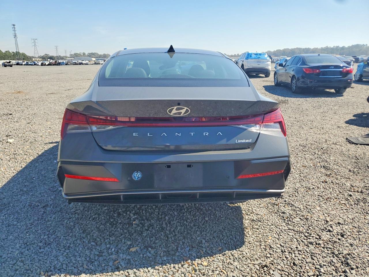 2024 HYUNDAI ELANTRA Limited