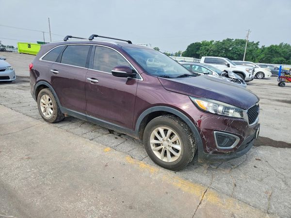 2017 KIA SORENTO L, LX