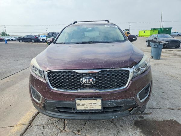 2017 KIA SORENTO L, LX