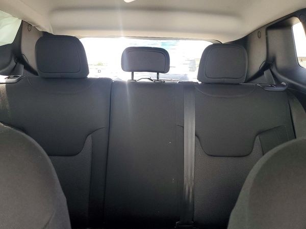 2019 JEEP RENEGADE Sport — SUVN
