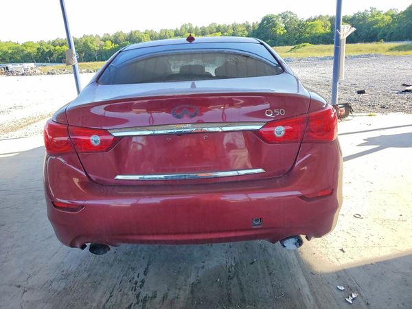 2015 INFINITI Q50