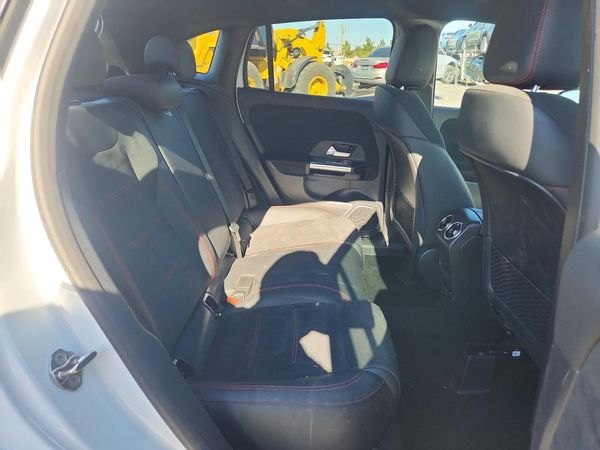 2022 MERCEDES-BENZ GLA GLA250