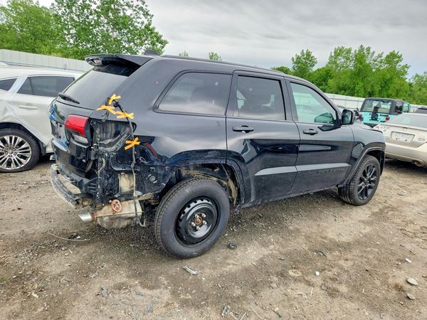 2020 JEEP GRAND CHEROKEE Laredo