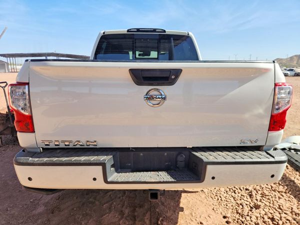 2021 NISSAN TITAN Crew Cab