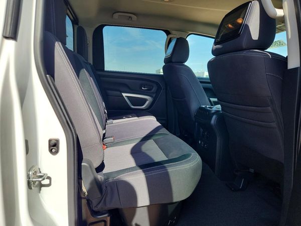 2021 NISSAN TITAN Crew Cab