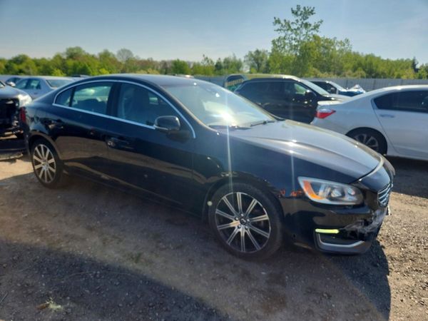 2016 VOLVO S60