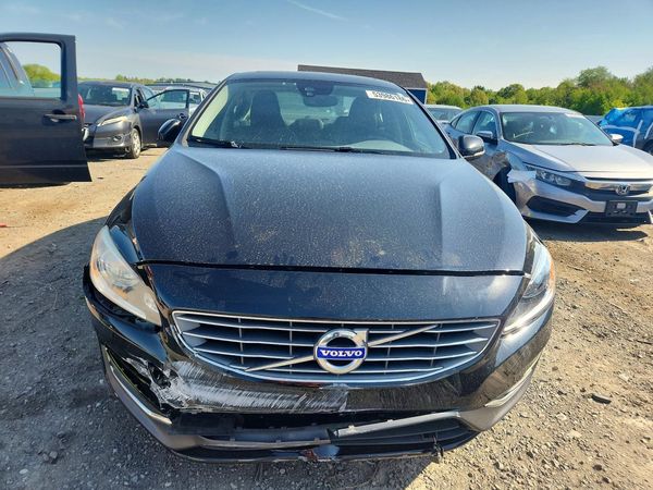 2016 VOLVO S60