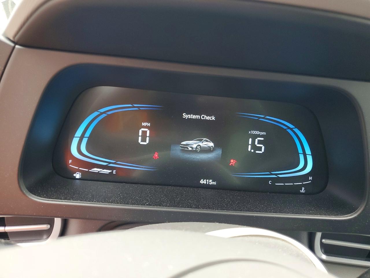 2025 HYUNDAI ELANTRA SEL Sport