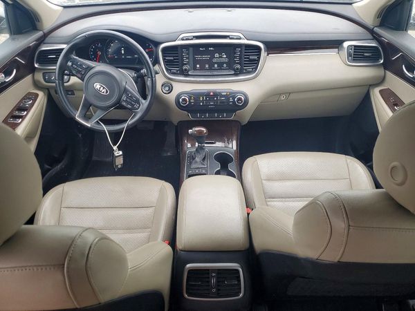2018 KIA SORENTO