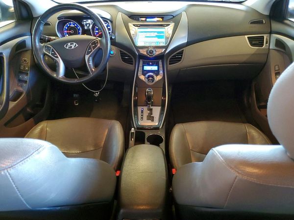 2013 HYUNDAI ELANTRA