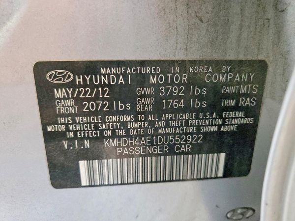 2013 HYUNDAI ELANTRA