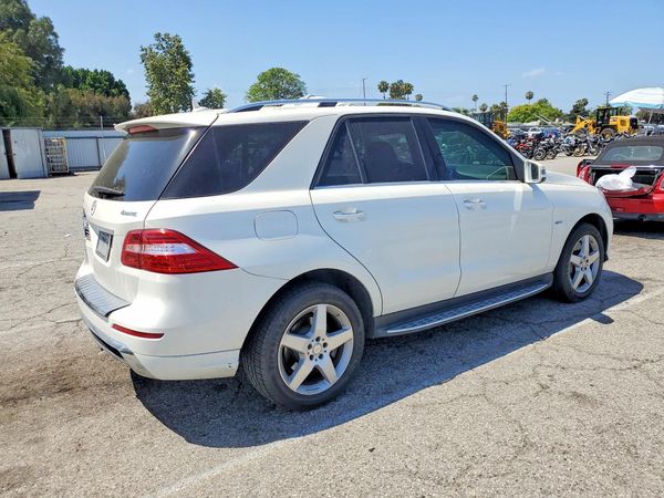 2012 MERCEDES-BENZ ML 550 ML550 4-MATIC