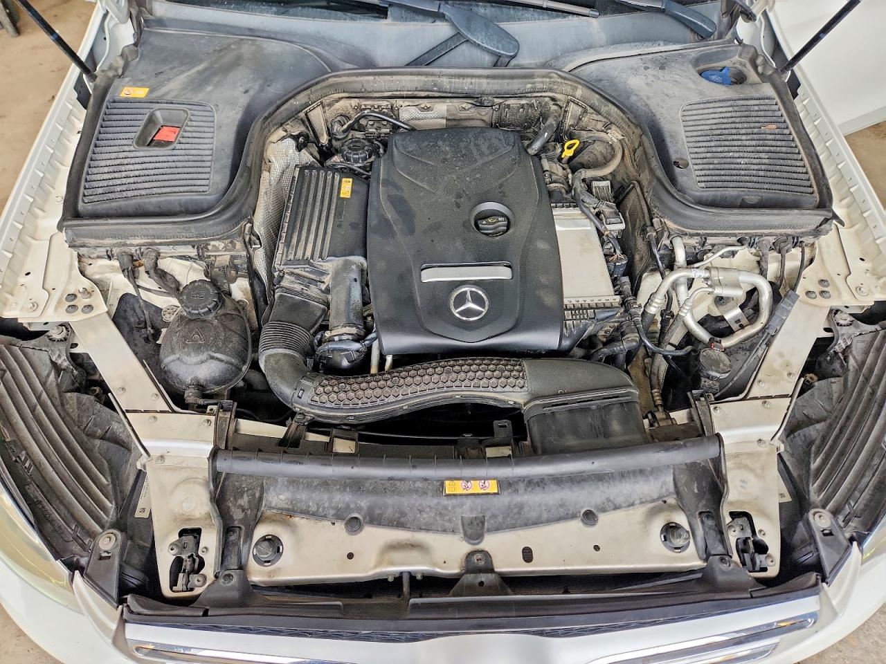 2016 MERCEDES-BENZ GLC GLC300 Base-4M