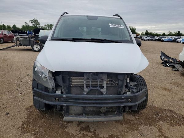 2016 MERCEDES-BENZ METRIS