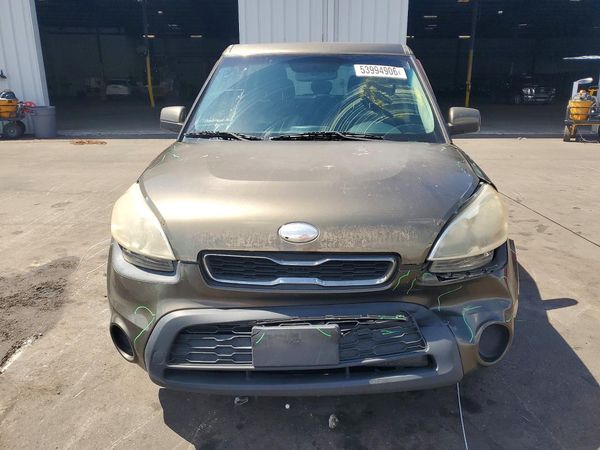2013 KIA SOUL