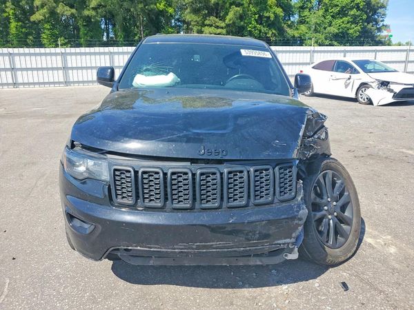 2020 JEEP GRAND CHEROKEE LAREDO 4X4