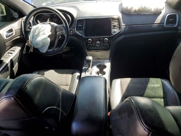 2020 JEEP GRAND CHEROKEE LAREDO 4X4