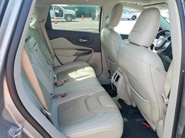 2019 JEEP CHEROKEE LIMITED FWD