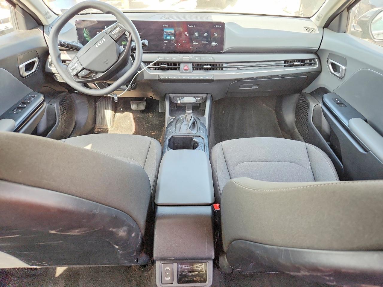 2025 KIA K4 LX, LXS