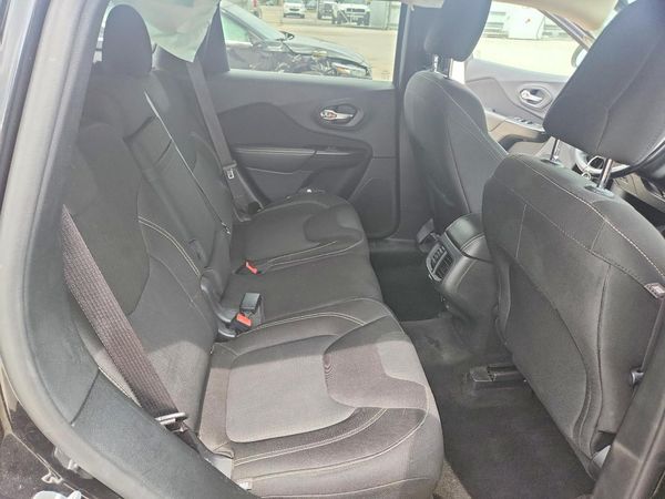 2015 JEEP CHEROKEE LATITUDE FWD