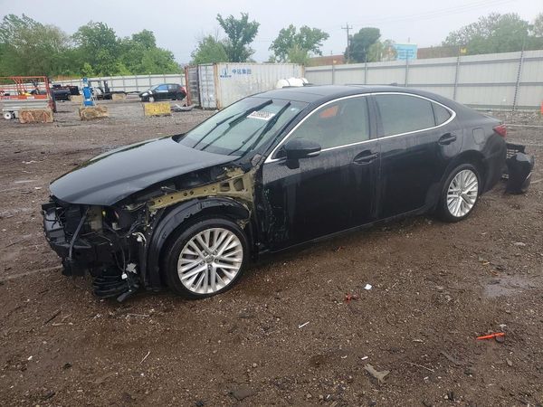 2016 LEXUS ES