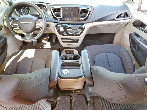 2020 CHRYSLER PACIFICA Touring