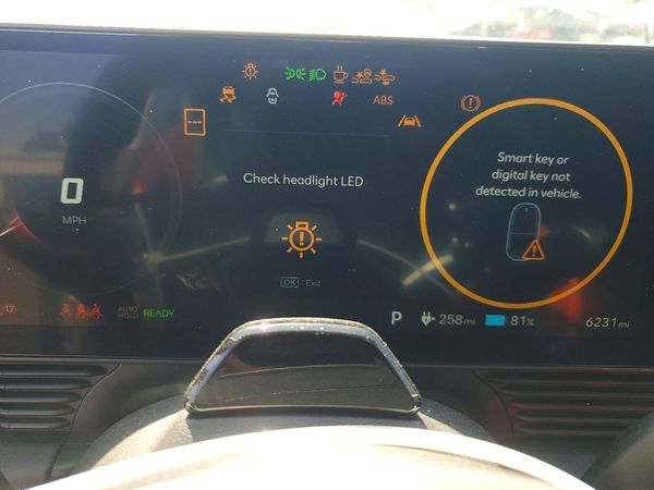 2025 HYUNDAI IONIQ SEL