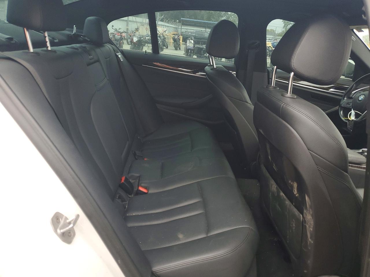 2018 BMW 530