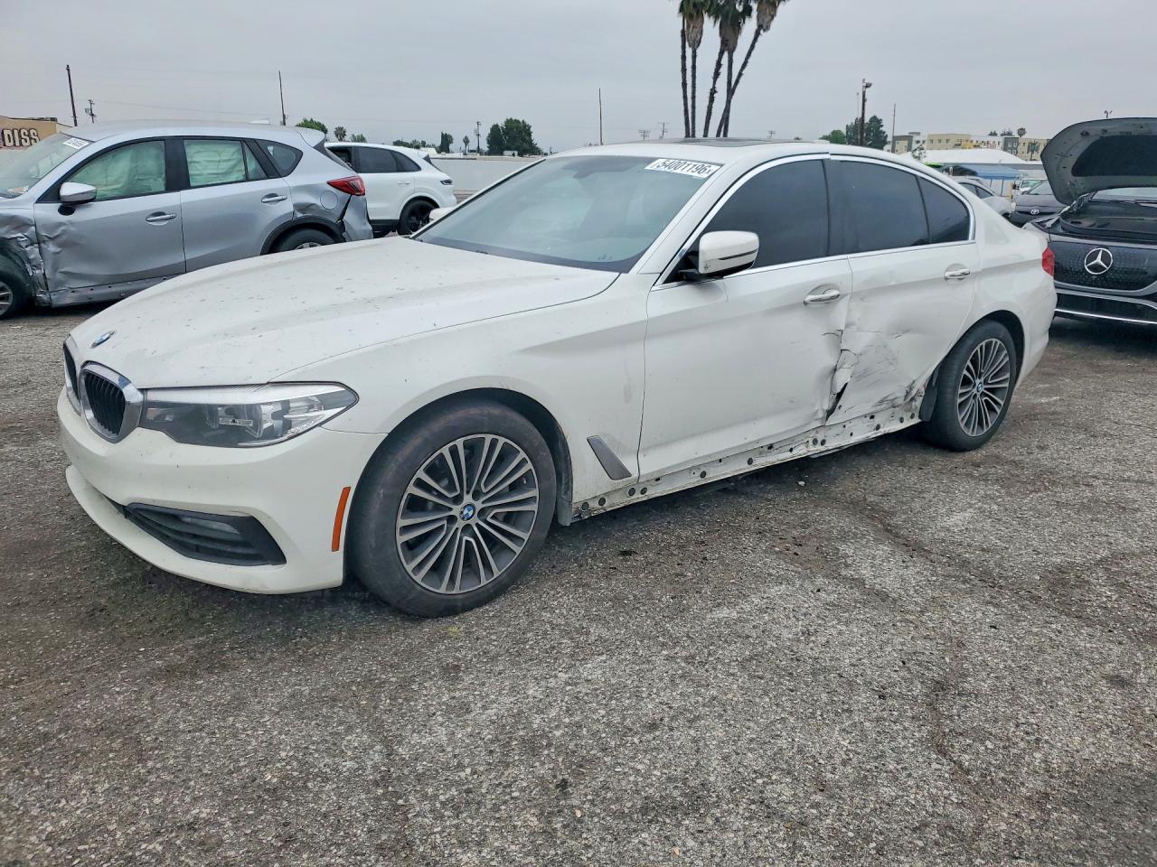 2018 BMW 530