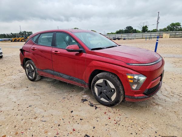2025 HYUNDAI KONA SE