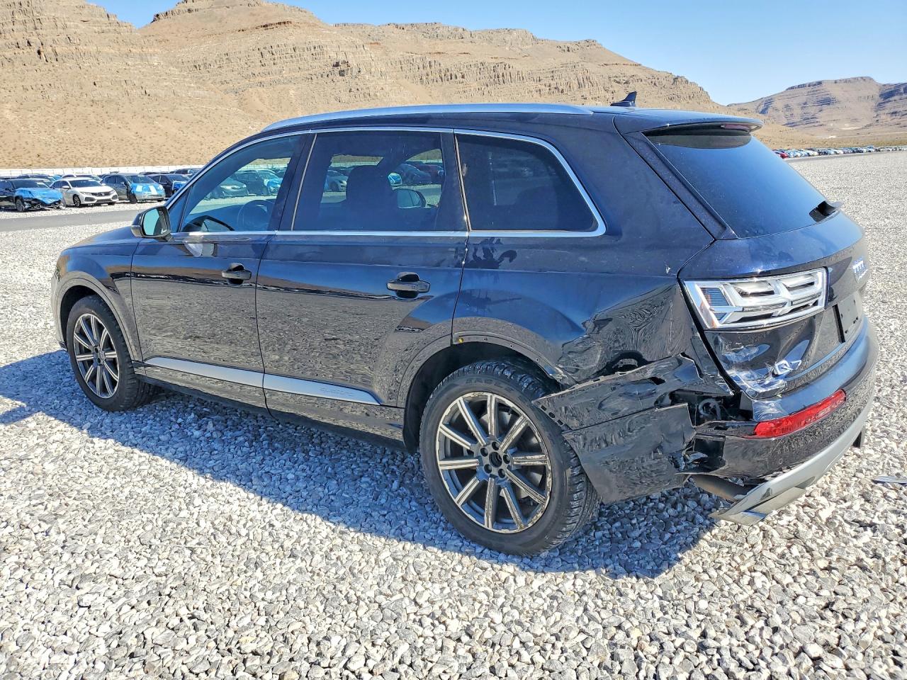 2017 AUDI Q7 quattro Premium Plus