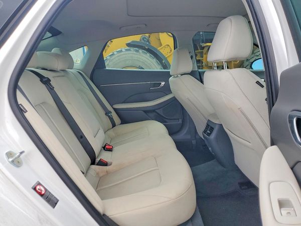 2023 HYUNDAI SONATA