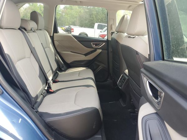 2020 SUBARU FORESTER