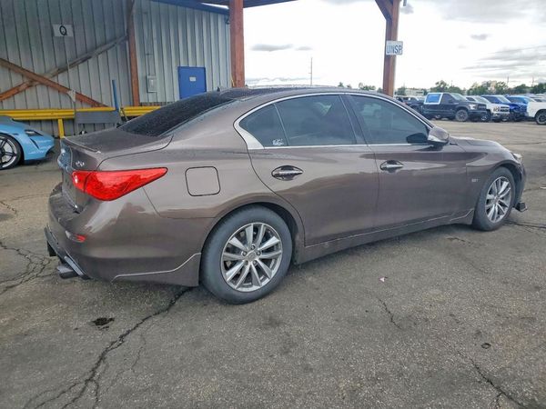 2017 INFINITI Q50