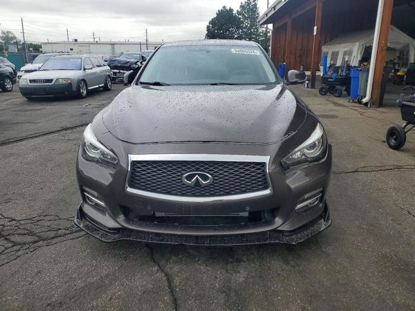 2017 INFINITI Q50