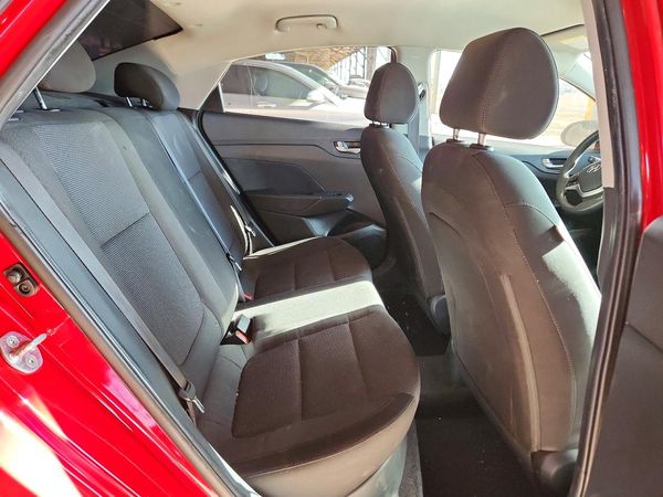 2021 HYUNDAI ACCENT SE & SEL