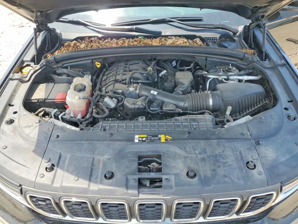 2024 JEEP GRAND CHEROKEE L LAREDO 4X4