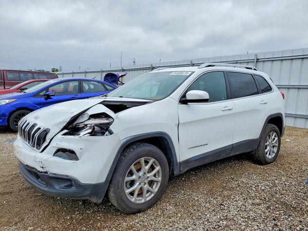 2015 JEEP CHEROKEE LATITUDE 4X4