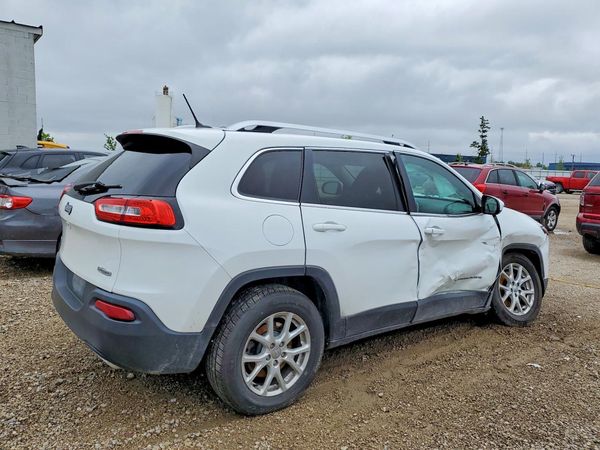 2015 JEEP CHEROKEE LATITUDE 4X4