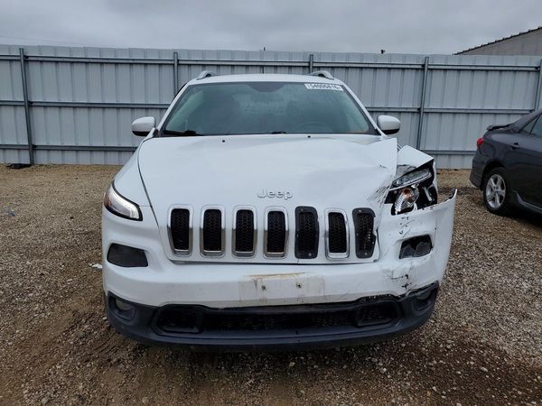2015 JEEP CHEROKEE LATITUDE 4X4