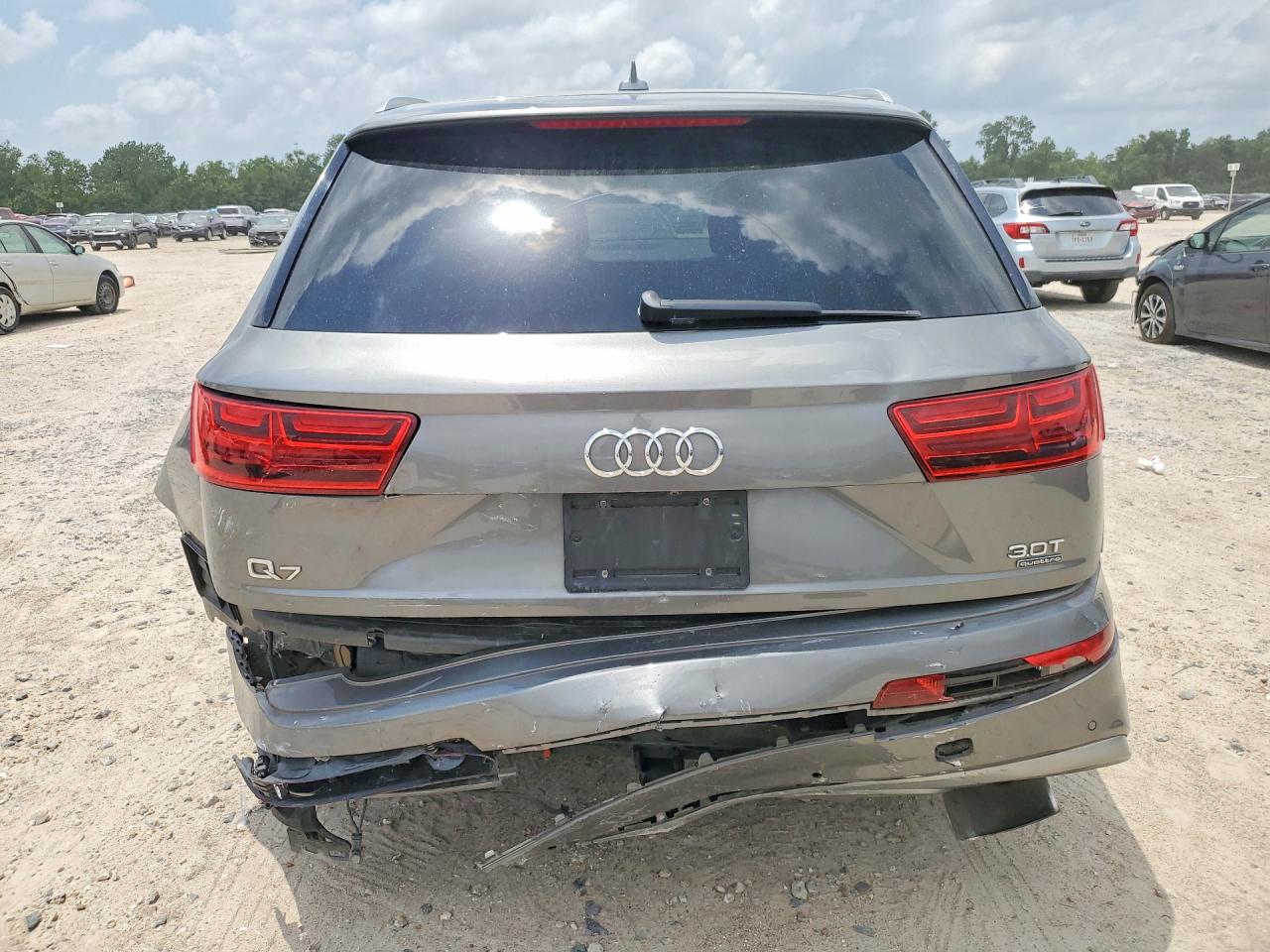 2018 AUDI Q7 quattro Prestige