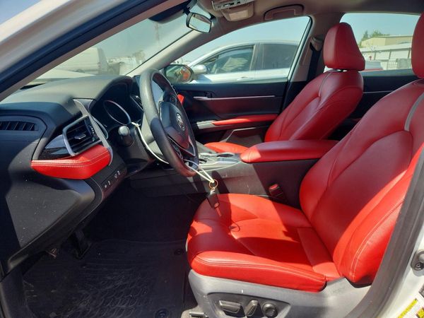 2024 TOYOTA CAMRY