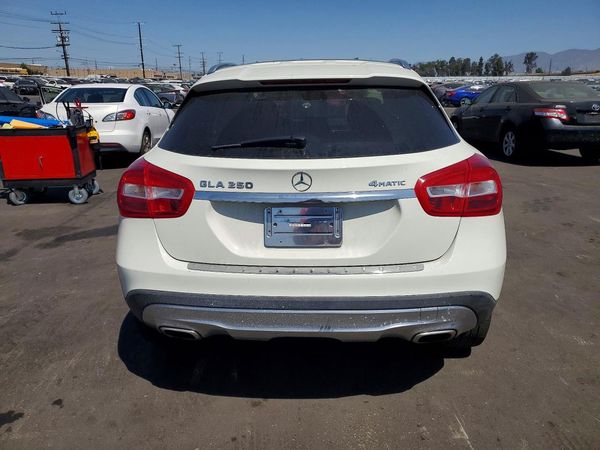 2017 MERCEDES-BENZ GLA GLA250-4M