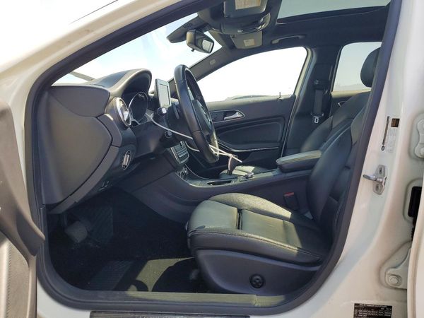 2017 MERCEDES-BENZ GLA GLA250-4M