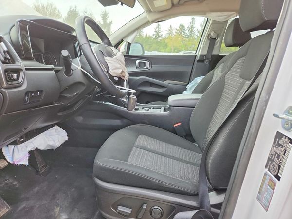 2022 KIA SORENTO LX