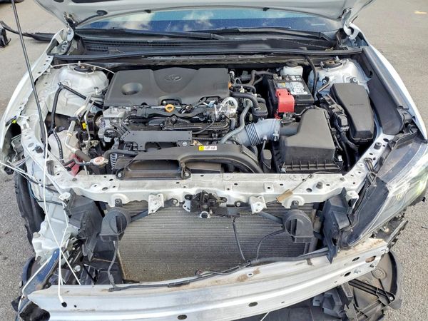 2023 TOYOTA CAMRY SE — Engine bay