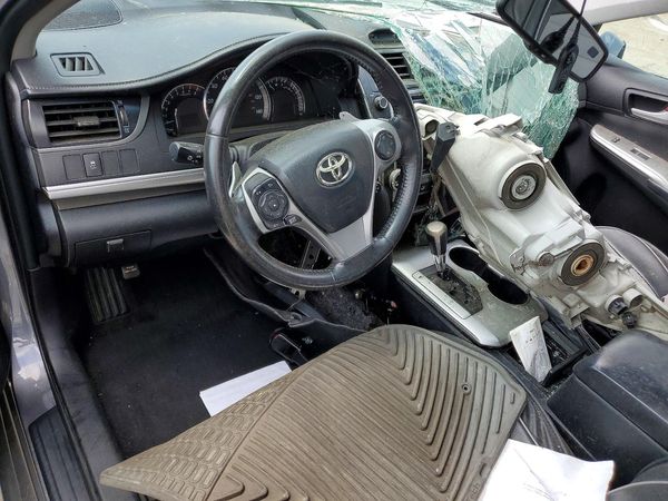 2012 TOYOTA CAMRY — CKPT