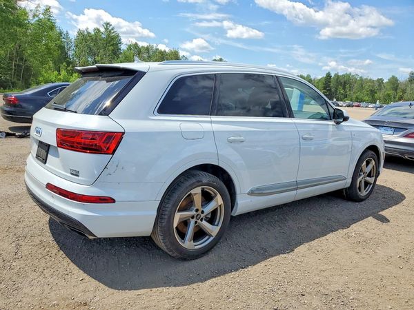 2018 AUDI Q7
